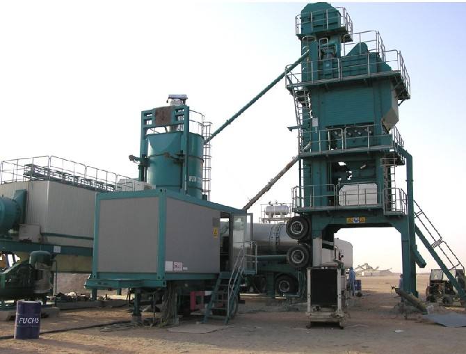 Semi-mobile asphalt mixing plant